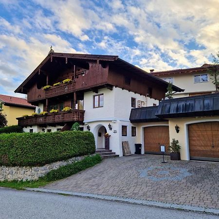 5 Pers. Ferienwohnung mit Traum Aussicht Wildschoenau Exterior foto